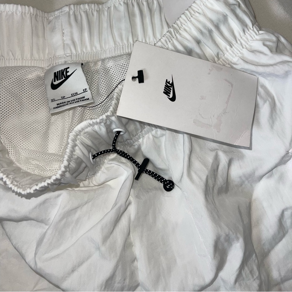 Nike Sportwear Essential Shorts